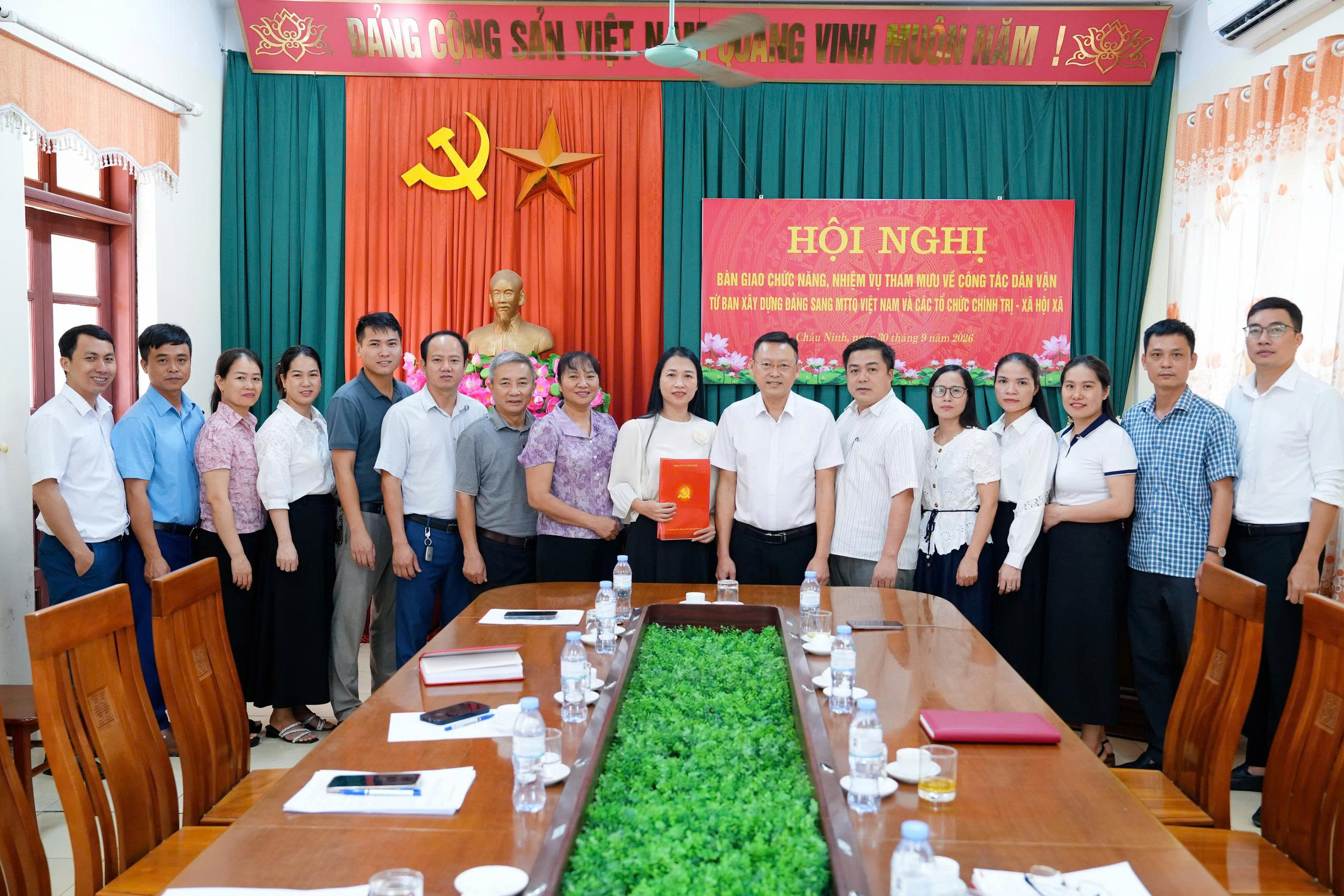 Châu Ninh chuyển giao nhiệm vụ tham mưu công tác dân vận về Ủy ban MTTQ Việt Nam xã
