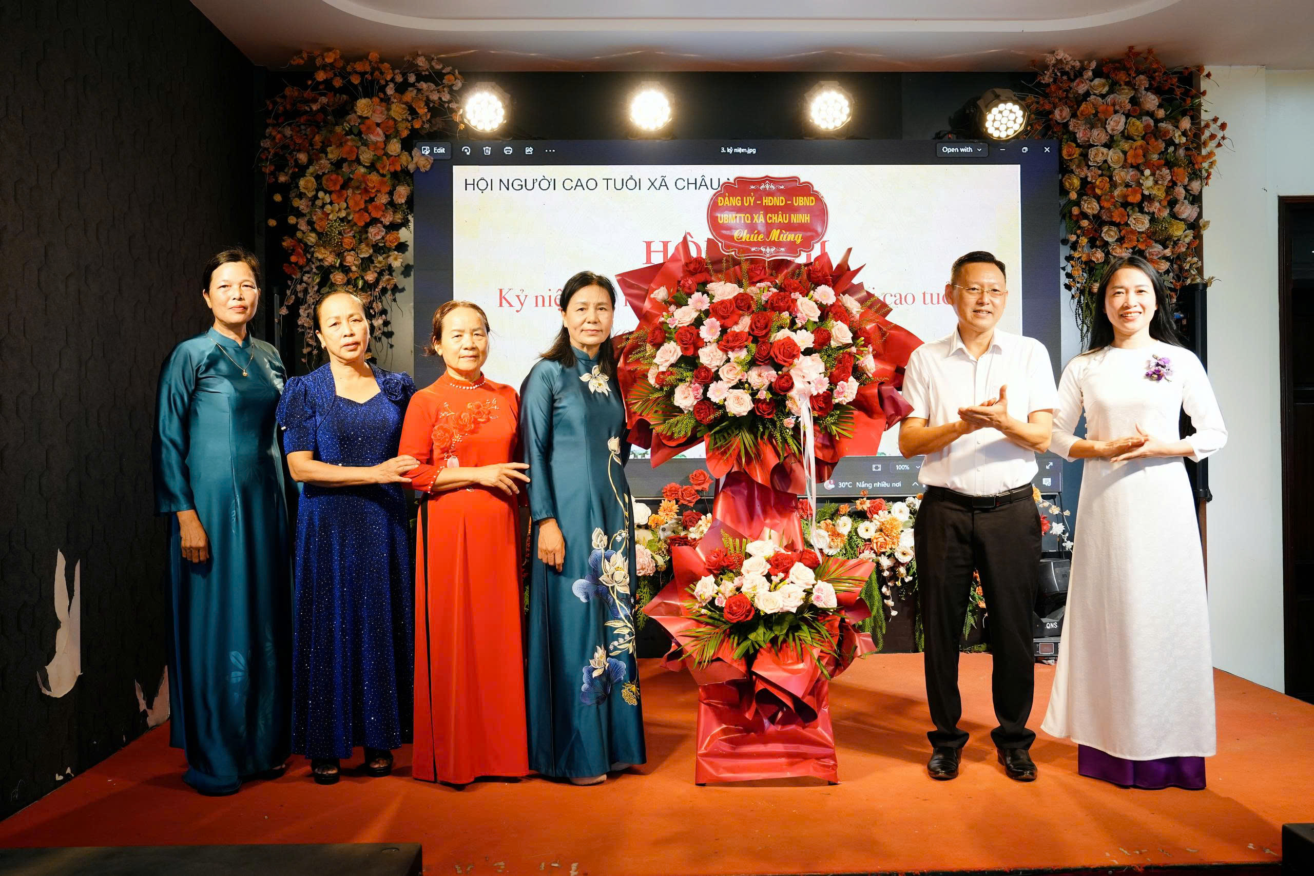 Hội Người cao tuổi xã Châu Ninh kỷ niệm 35 năm Ngày Quốc tế Người cao tuổi Tổng kết công tác Hội năm 2026