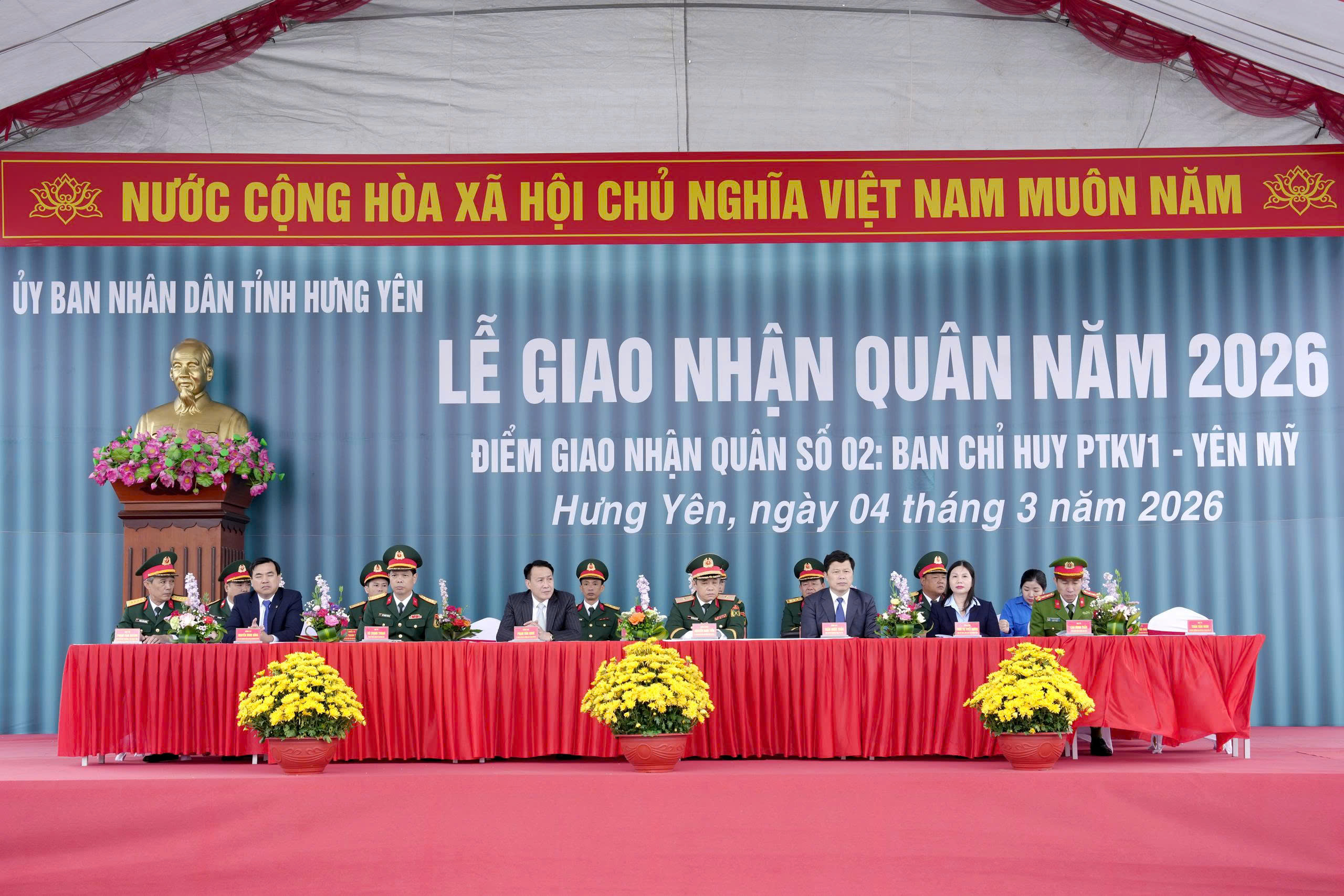 Tuổi trẻ Châu Ninh tiếp bước truyền thống, hăng hái lên đường bảo vệ Tổ quốc