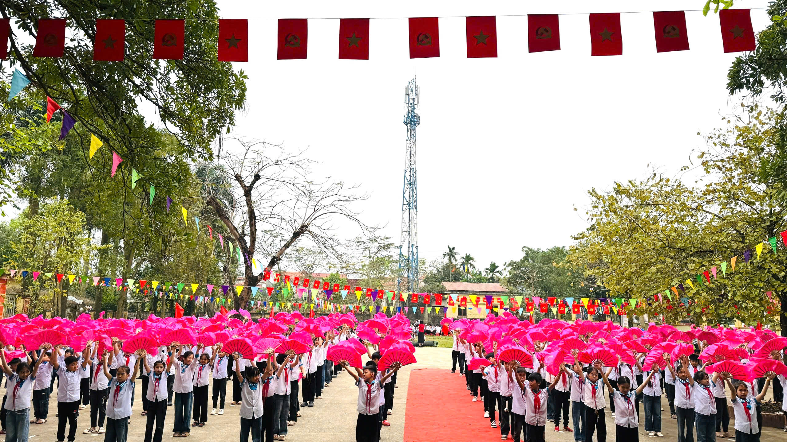 Trường TH và THCS Đông Ninh mít tinh kỷ niệm 95 năm ngày thành lập Đoàn TNCS Hồ Chí Minh (26/3/1931 – 26/3/2026)