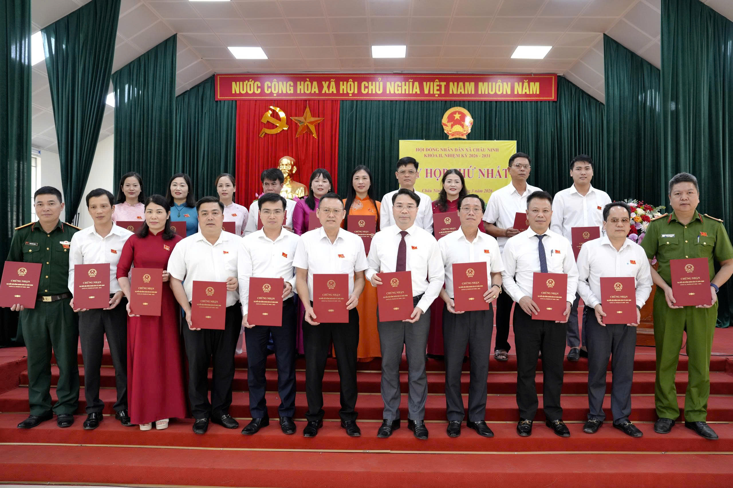 HĐND xã Châu Ninh tổ chức thành công kỳ họp thứ nhất khóa II, nhiệm kỳ 2026 – 2031