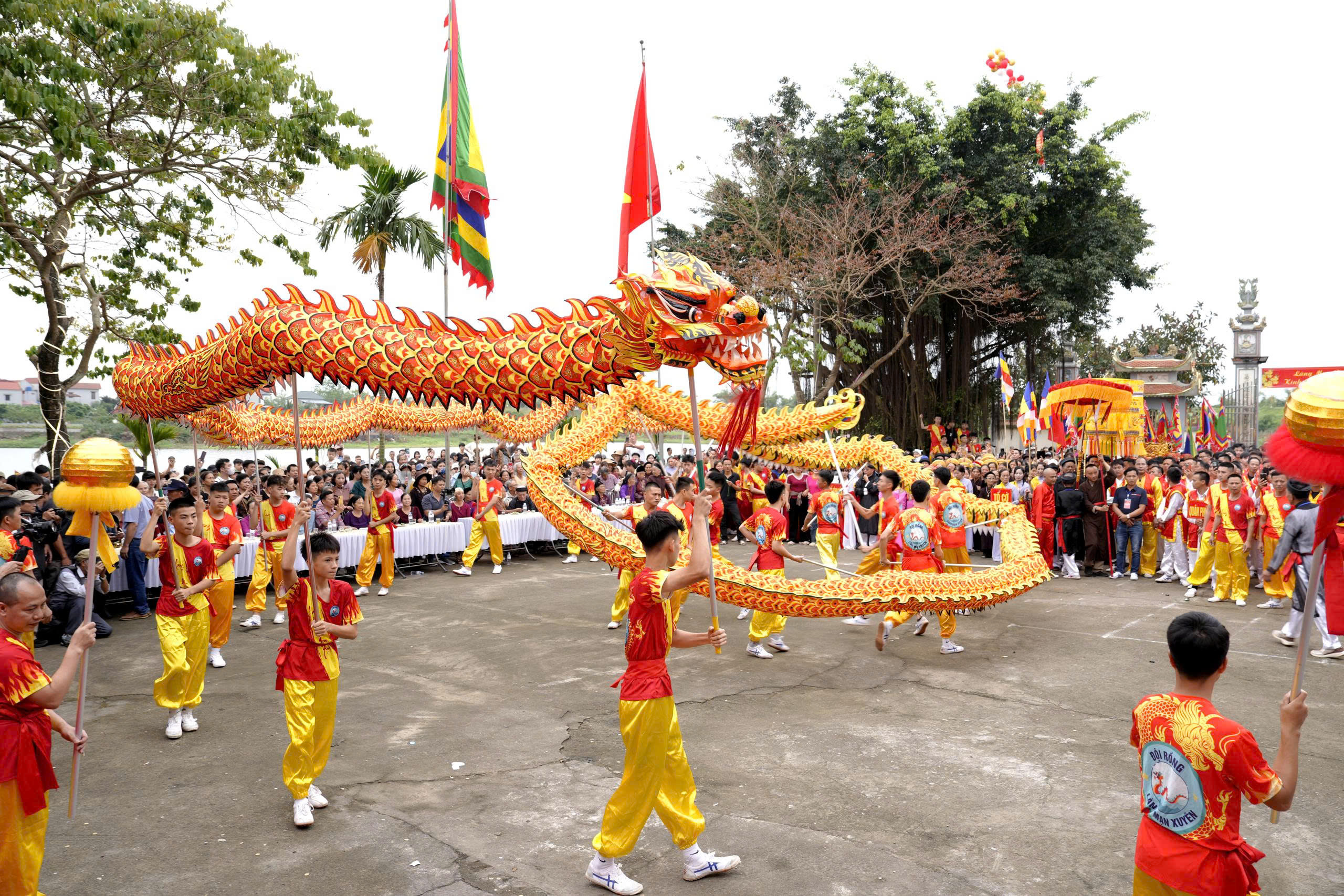 Khai mạc Lễ hội cổ truyền làng Mạn Xuyên xuân Bính Ngọ 2026