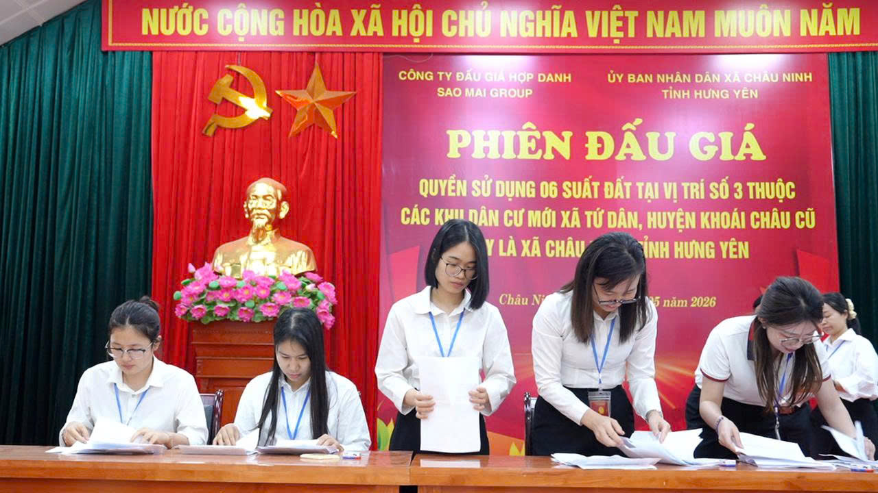 Xã Châu Ninh tổ chức đấu giá quyền sử dụng đất cho nhân dân làm nhà ở